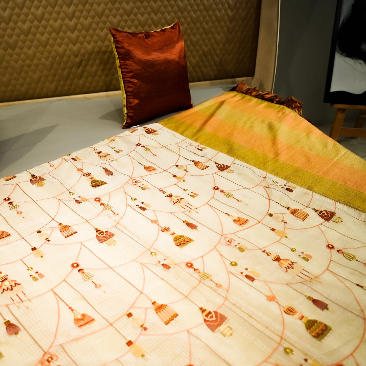 Bell Symphony Bed Throw